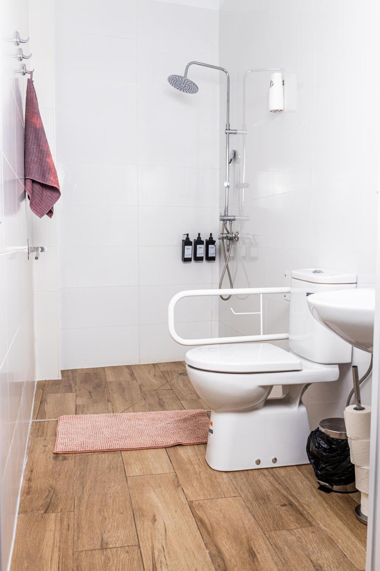 Triana Riverside Guesthouse 세비야 외부 사진